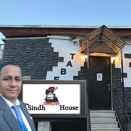 The Sindh House - Indus Aroma Restaurant Tbilisi Exterior foto